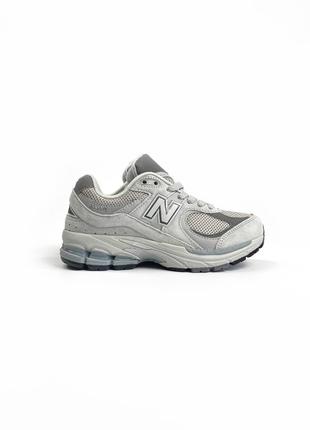 Женские кроссовки new balance 2002r