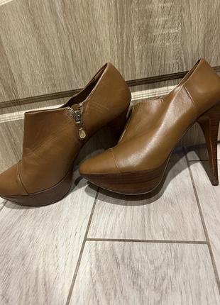 Ботильйони