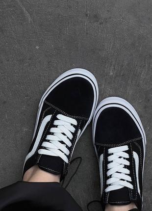 Vans old skool classic


- арт: va001

▪️материал: текстиль
▪️размеры: 36-45
▪️изделия5 фото