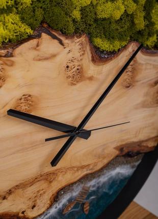 Годинник з дерева та стабвлізованого моху, годинник лофт5 фото