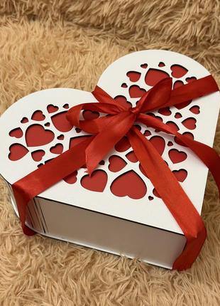 Подарунковий box з солодощами " сердечки "4 фото