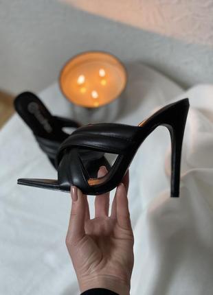 Шльопанці на каблуку, босоніжки, тапочки boohoo😍