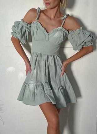 Платье из муслина на бретелях