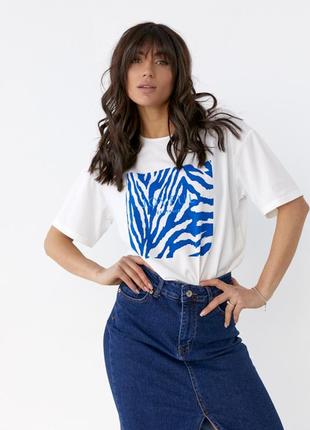 Женская футболка с принтом под зебру синий