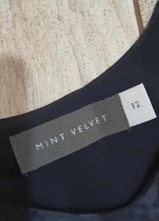 Майка из вискозы с кружевным низом в бабочки mint velvet s-m2 фото