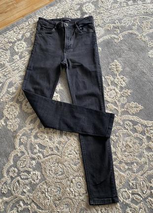 Джинсы скинни