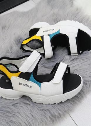 Женские белые спортивные босоножки танкетка кроссовки кеды на липучках на липучке липучка липучки кожа кожаные fila supreme