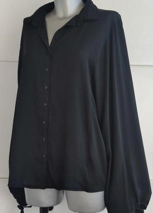 Блуза na-kd (ней-кед) чорного кольору з зав'язками3 фото