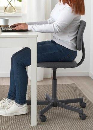 Офисный стул серый bleckberget3 фото