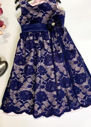 Красива сукня на дівчинку 6-7 років3 фото