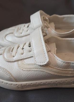 Белые туфли кроссовки   слипоны кеды4 фото
