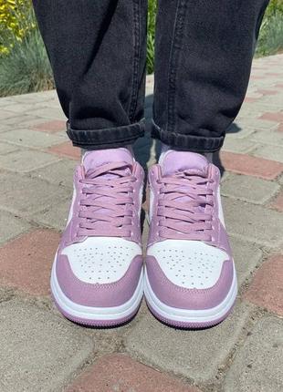 Кроссовки женские nike air jordan retro 1 low violet white, джорданы фиолетовые4 фото