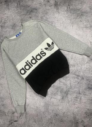 Крутий красивий жіночій світшот adidas originals s розмір