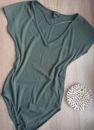 Боді хакі олівеового кольору
