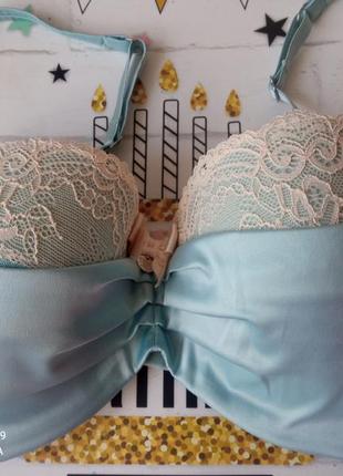 Голубой бюстгальтер фирмы boux avenue размер 34с 75с