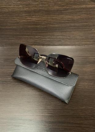 Сонцезахисні окуляри guess оригінал gu7814 05b black and gold/smoke градієнтні лінзи