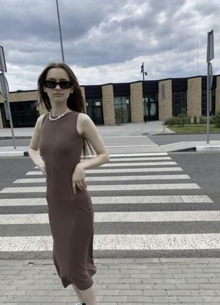Платье резинка облегающее