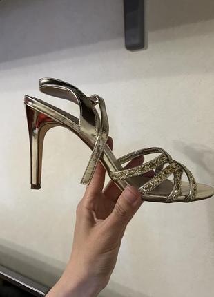 Buffalo shoes, золотые босоножки, 41