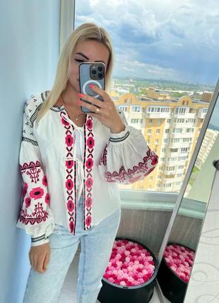 Вишиванка жіноча