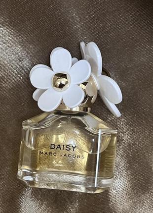 Туалетна вода marc jacobs daisy