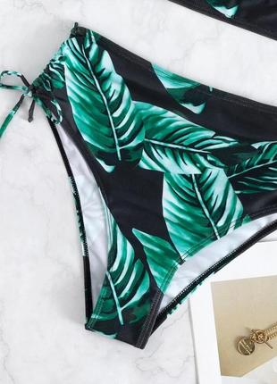 Модный раздельный купальник с завышенной талией