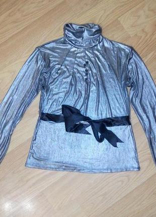 Нарядна блузка