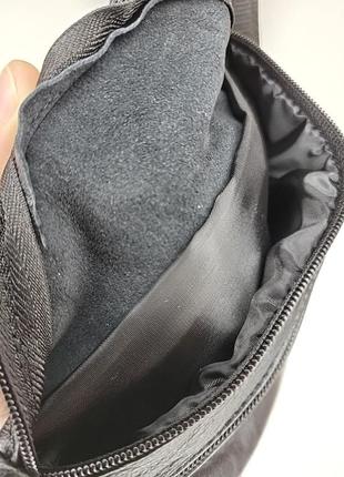 Чорна шкіряна бананка сумка з натуральної шкіри на пояс плече, кожаная поясная черная сумка кошелек6 фото