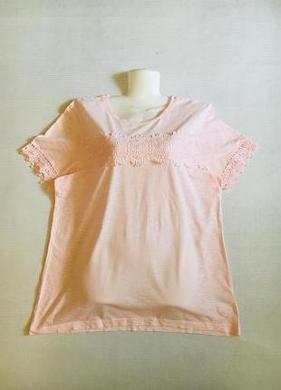 Футболка с кружевом