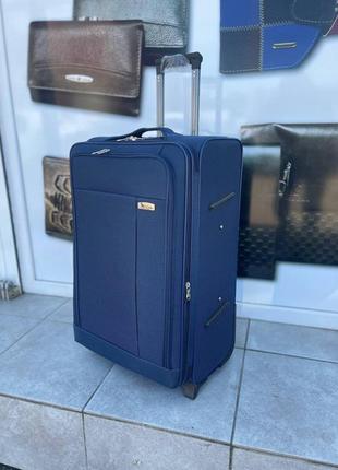 "набор чемоданов airline на 2 колеса3 фото