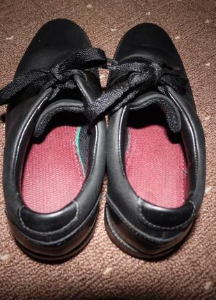 Шкіряні туфлі clarks розмір 32 устілка 20-20.5 см4 фото