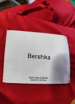 Легкая курточка bershka2 фото