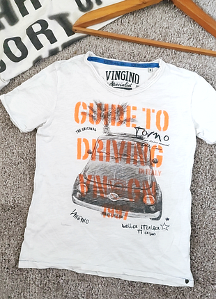 Модная футболка для мальчика