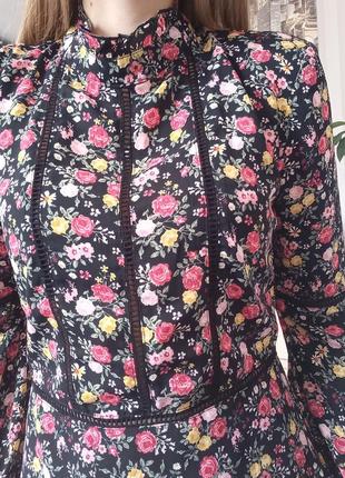 Женственное легкое платье в цветочный принт h&amp;m6 фото