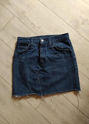 Очень крутая джинсовая юбка levis