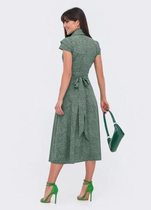 Принтована зелена сукня на запах3 фото