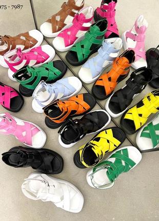 Очень стильные босоножки сандалии Франции на удобной подошве натуральная кожа