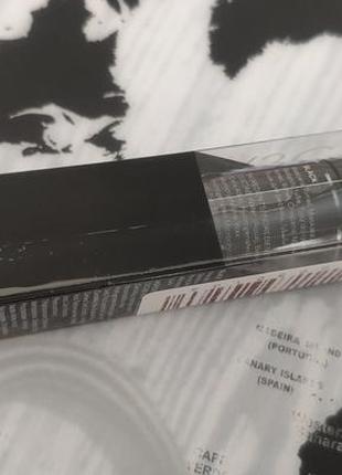 Тушь h&m volume mascara