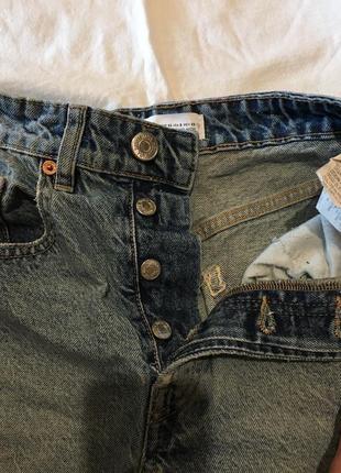 Круті джинсові шорти з необробленим низом висока посадка фірми zara xs5 фото