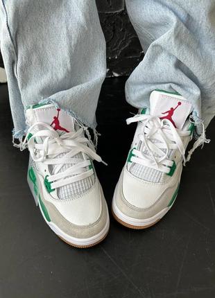 Nike air jordan 4 retro x sb pine жіночі чоловічі круті кросівки джордани білі зелені високі демі женские мужские высокие кроссовки белые с зелёным