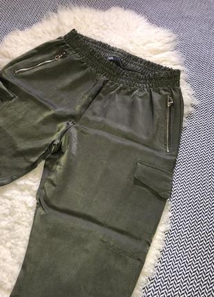 Zara джогеры атласные сатиновые штаны брюки карго укорочены атлас6 фото