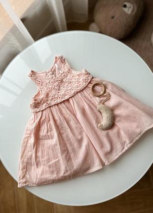 Пышное нарядное праздничное муслиновое летнее платье с кружевом 6-9мес розовая персиковая платья 68-74см