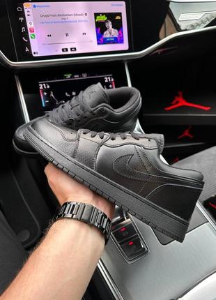 Nike air jordan 1 low all black