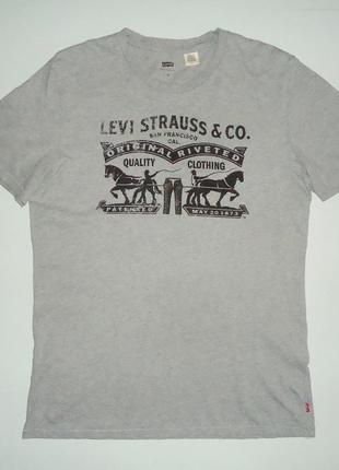 Футболка  levis levi strauss с большим лого серая оригинал (m)1 фото