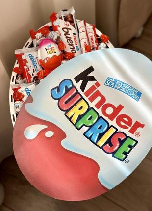 Подарочный box с сладостями "kinder cюрприз"