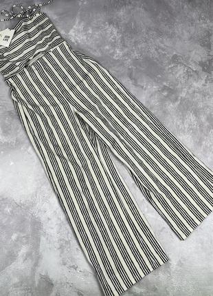 Комбинезон с разрезом на талии bershka