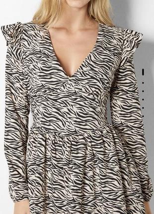 Платье bershka