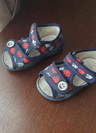 Босоножки viggami 22 р. 13,5 см