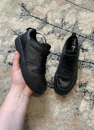 Шкірні кросівки nike