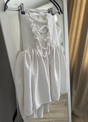 Белое платье без бретелек5 фото