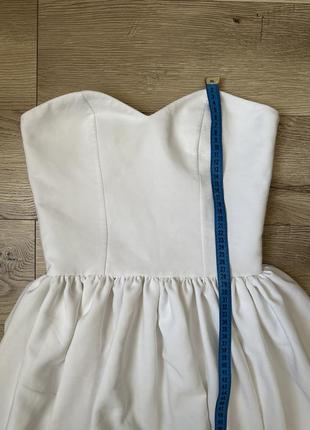 Белое платье без бретелек6 фото